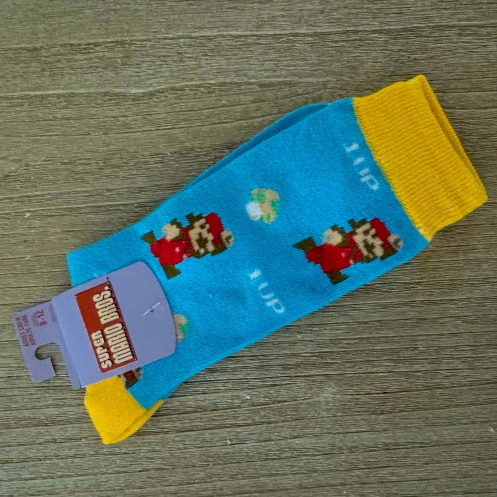 NWT Super Mario Bros Socks